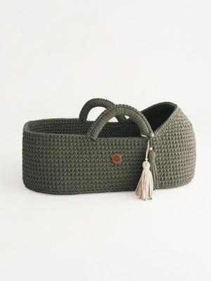 XL Moses Basket with Round Hood