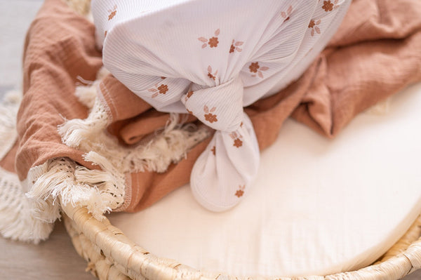 Fleur Ribbed Knotted Baby Gown