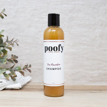 Lice prevention shampoo for babies, gentle formula for safe hair care and protection.