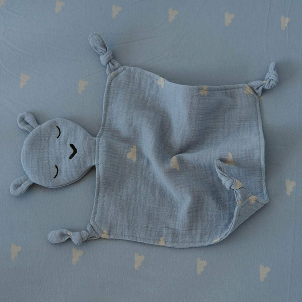 100% Muslin Lovey in Windy design, soft and cuddly for babies, shown from angle 6. Perfect for comfort and security.