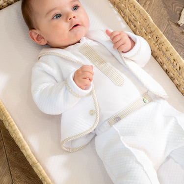 Boys' white and beige cotton gingham pants suit for babies and toddlers by LUCAS. Perfect for stylish occasions.