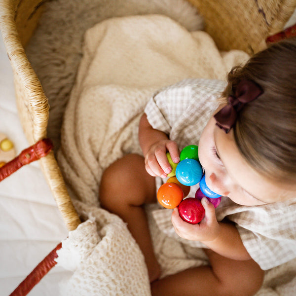 Magica Wooden Grasping and Teething Toy