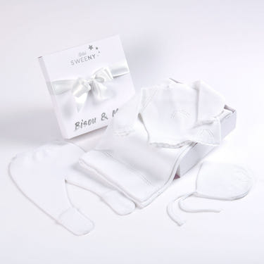 MELI Baby White Layette Set (4) - Soft, stylish ensemble for infants and toddlers. Perfect for any occasion.