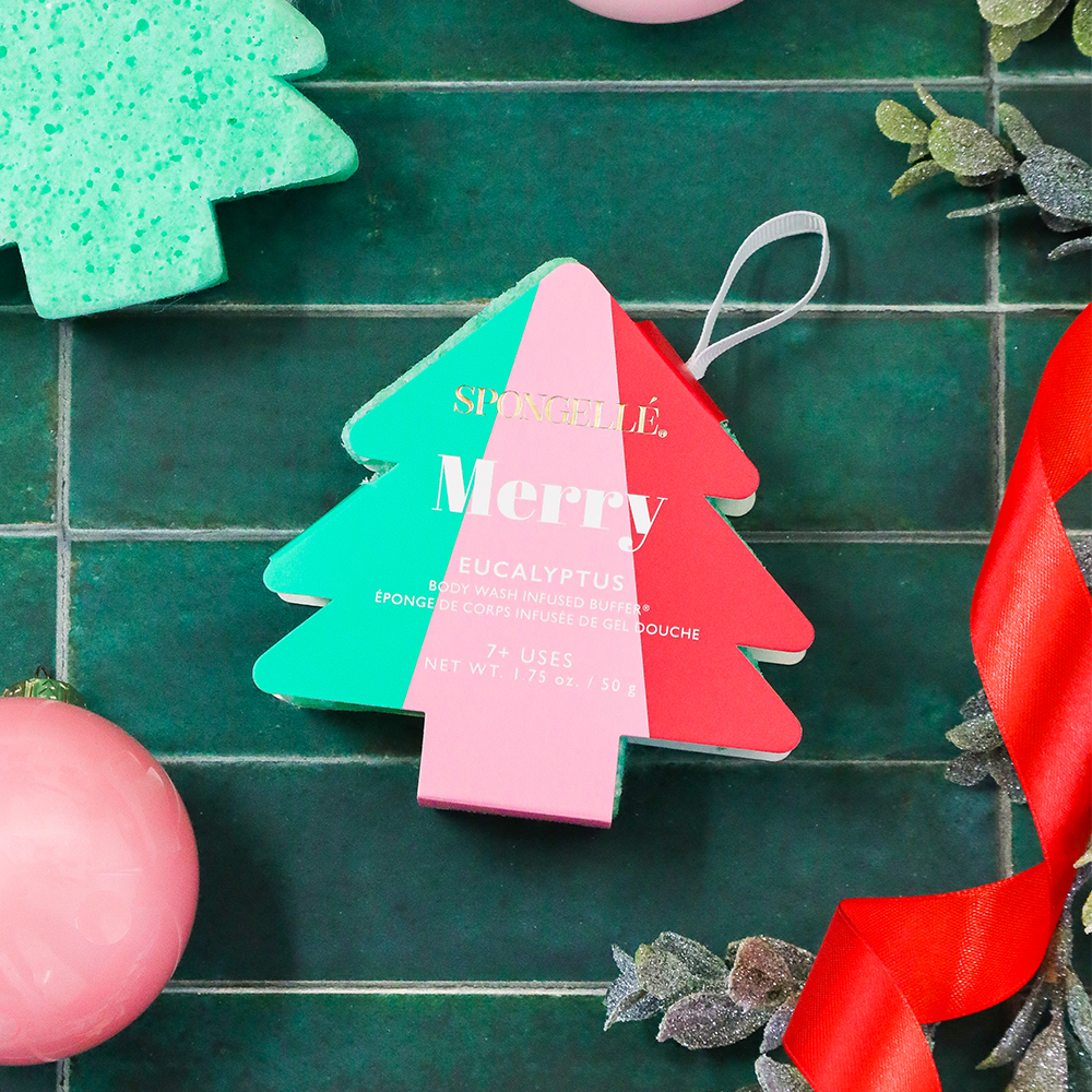 Merry Eucalyptus Holiday Tree Body Wash Infused Buffer for a refreshing bath experience.