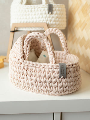 Mini Doll Moses Basket w/Rocking Stand