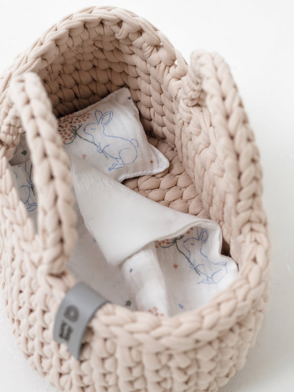 Mini Doll Moses Basket w/Rocking Stand