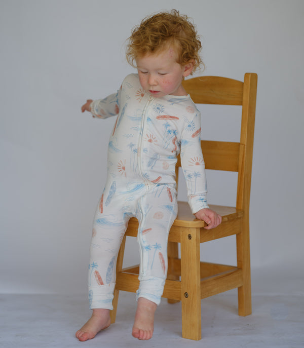 Shwally Romper for babies, stylish and comfortable, shown at a 40-degree angle. Perfect for playtime and outings.