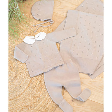 Beige cotton knit baby set by MILOU, perfect for infants and toddlers. Stylish and cozy ensemble for little ones.