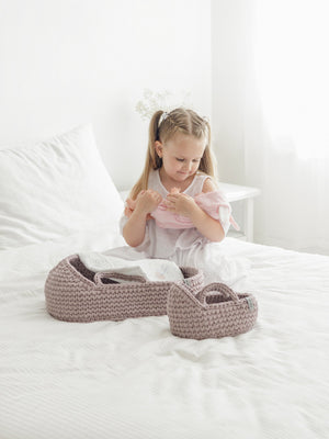 Mini Doll Moses Basket w/Rocking Stand