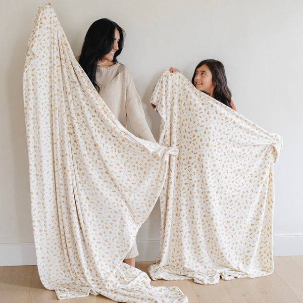 MINKY STRETCH THROW BLANKETS
