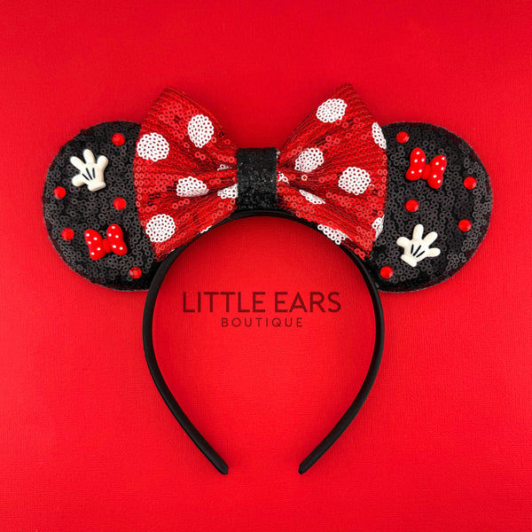 Minnie Charms Ears furniture for babies, featuring adorable design and comfort for little ones.