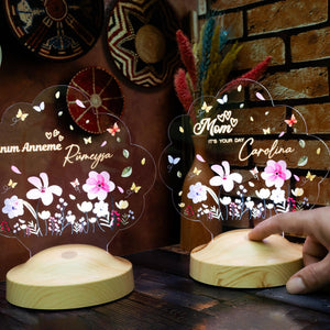 Personalized Mom Garden Lamp, Custom Mother's Day Night Light by Drn Gift Store