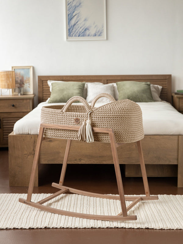 XL Moses Basket with Round Hood