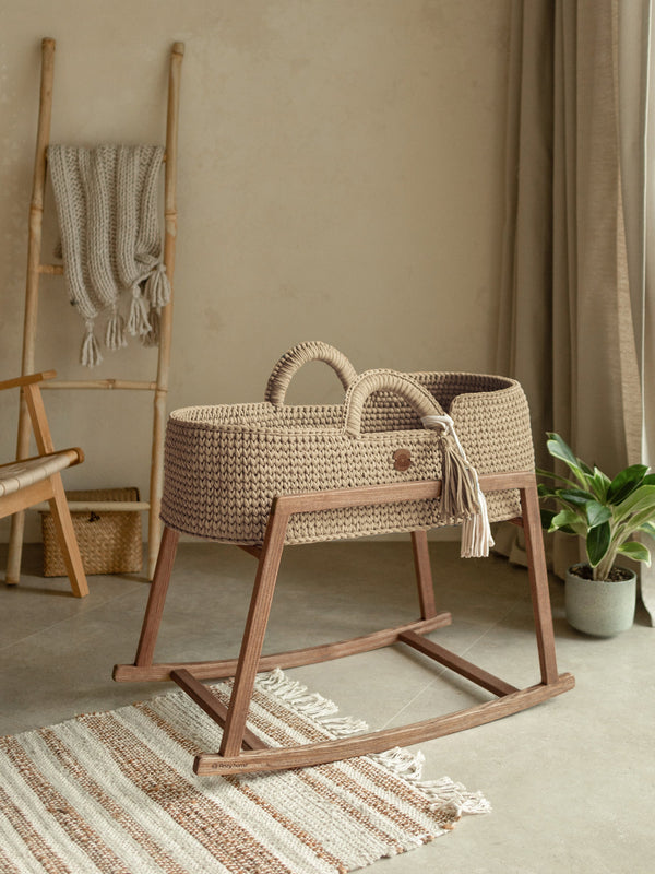 XL Moses Basket with Straight Hood