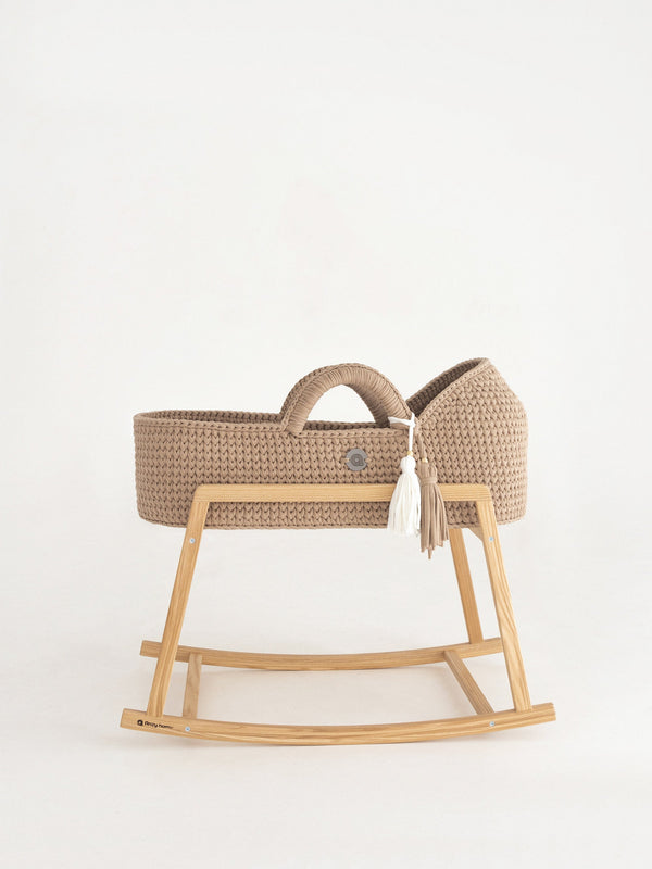 Standard Moses Basket with Round Hood