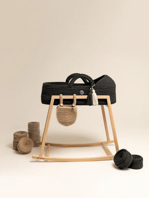 XL Moses Basket with Round Hood
