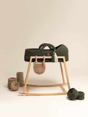 Standard Moses Basket with Round Hood