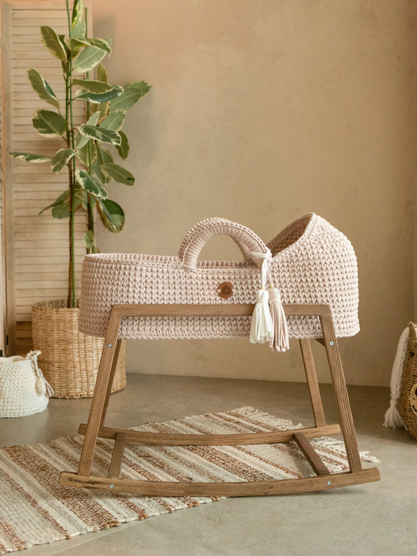 Standard Moses Basket with Round Hood