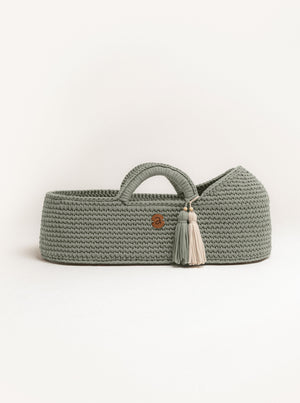 XL Moses Basket with Round Hood