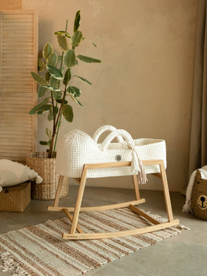 Standard Moses Basket with Round Hood