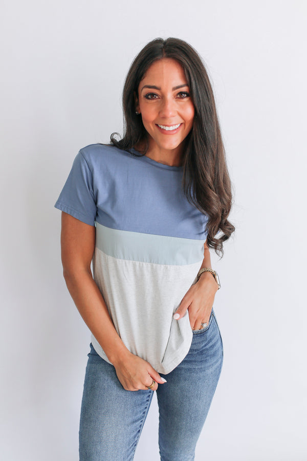 Classic Fit Invisible Zip Breastfeeding Tee