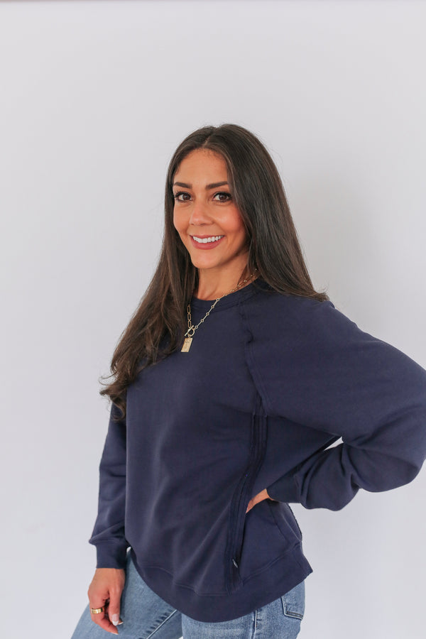 Big Hug Vertical Zip Breastfeeding Crewneck