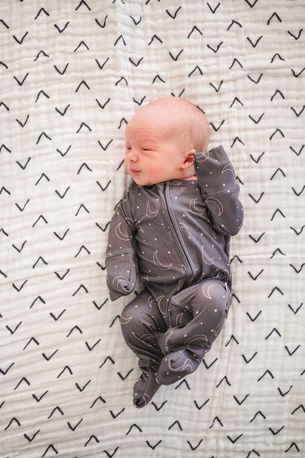 Black Arrow Organic Muslin Cotton 6-Layer Baby Blanket