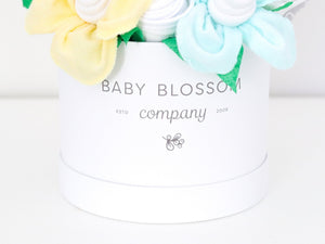 Neutral Hatbox Bouquet - Deluxe