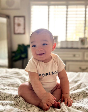 Besitos Organic Baby Bodysuit