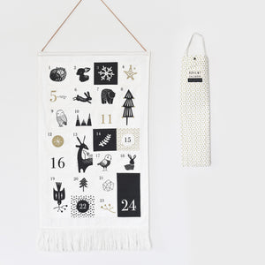 24 Pocket Advent Calendar featuring winter animals, perfect for Christmas countdown fun.