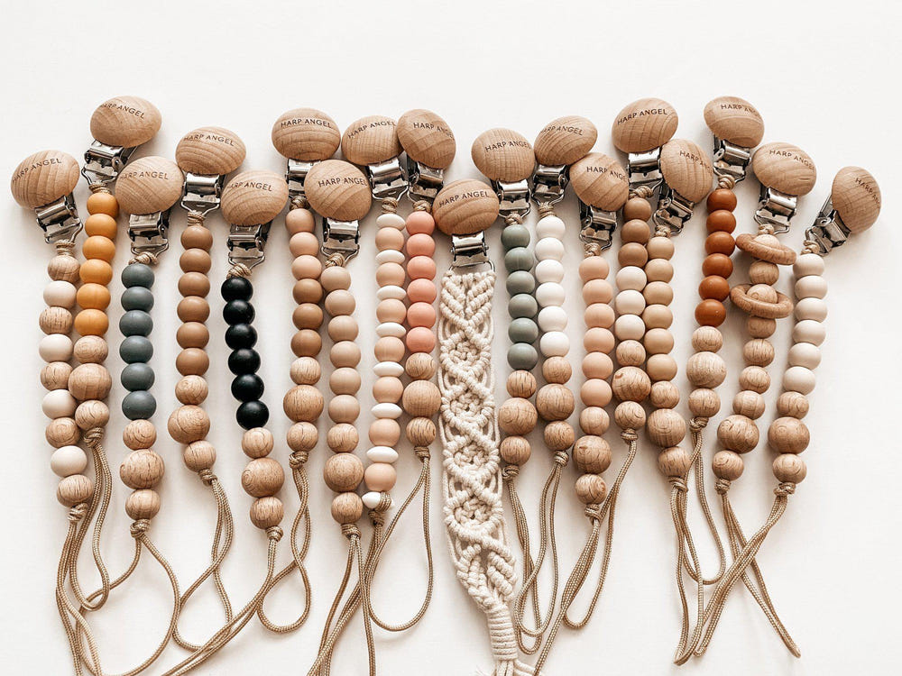 Pacifier Clip Harper (Wood) – 2-in-1 Silicone & Wood Teether