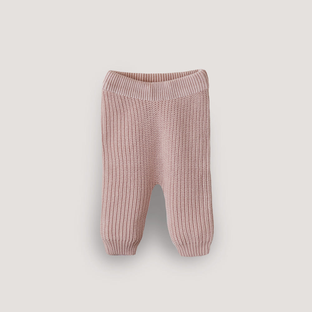 Chunky knit pants for babies, soft and cozy, perfect for stylish comfort in any season.