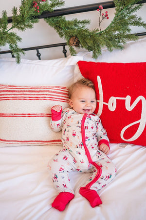 Paws & Claus (Convertible Zip Footies)