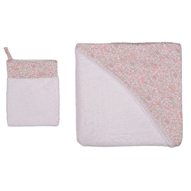 White hooded baby towel and washcloth set from PETITE FLEUR, perfect for keeping your baby cozy and clean.