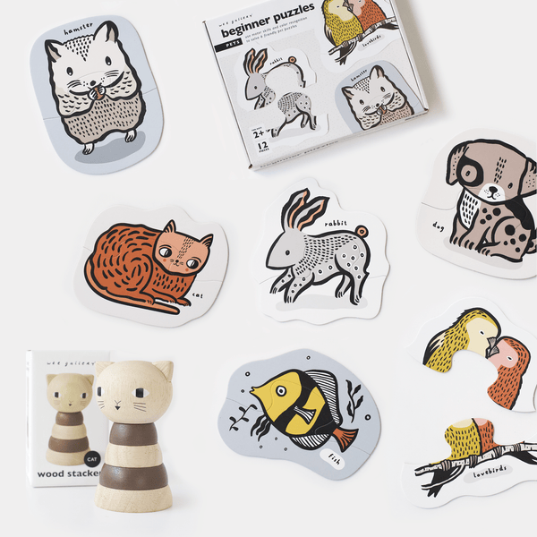 "Pets Explorer Bundle gift set for babies featuring adorable pet-themed toys and accessories."