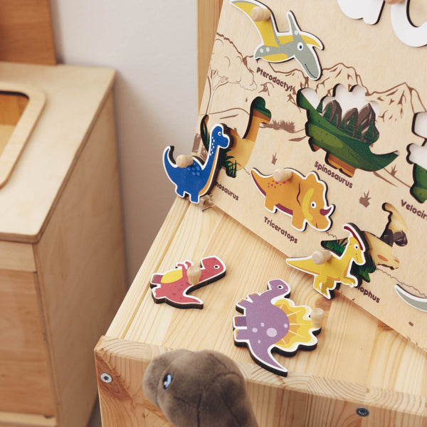 Dinosaurs Name Board