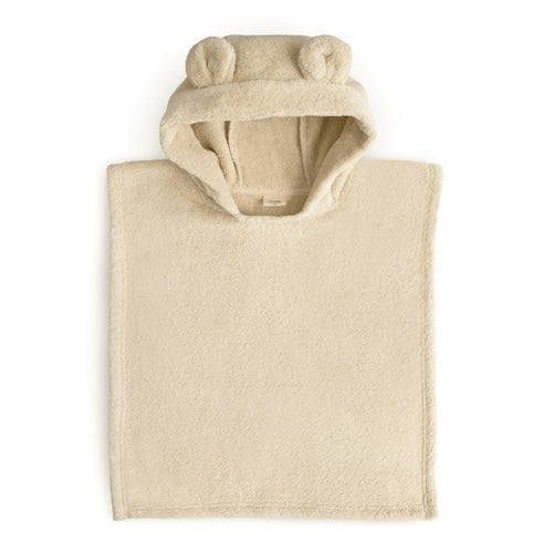 Soft bear poncho towel for babies, perfect for cozy post-bath snuggles and drying off in style.