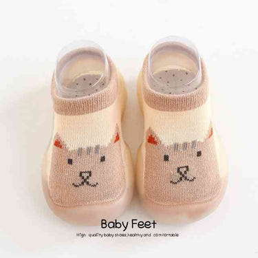Brown cat animal sock shoes for babies, perfect for cozy and stylish footwear.