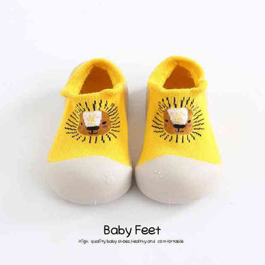 Yellow lion animal sock shoes for babies, perfect for comfort and style in shoes and booties category.