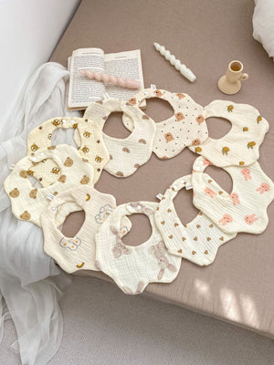 Adorable Cartoon Petal-Shaped Cotton Drool Cloth Muslin Bib