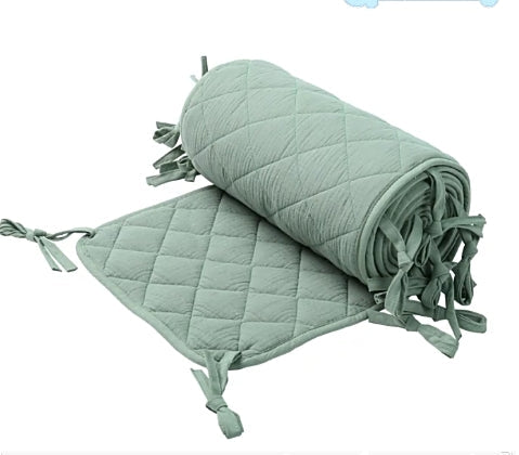 Baby Fresh Solid Color Double-Layered Gauze Baby Cot Bumper Soft Bedrail Cushion