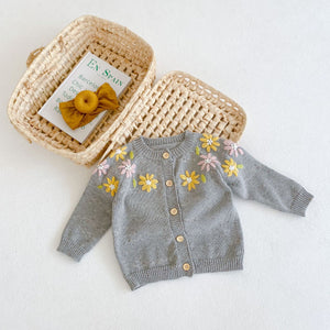 Baby Girl 1pc Floral Embroidered Graphic Single Breasted Knitted Coat Cardigan