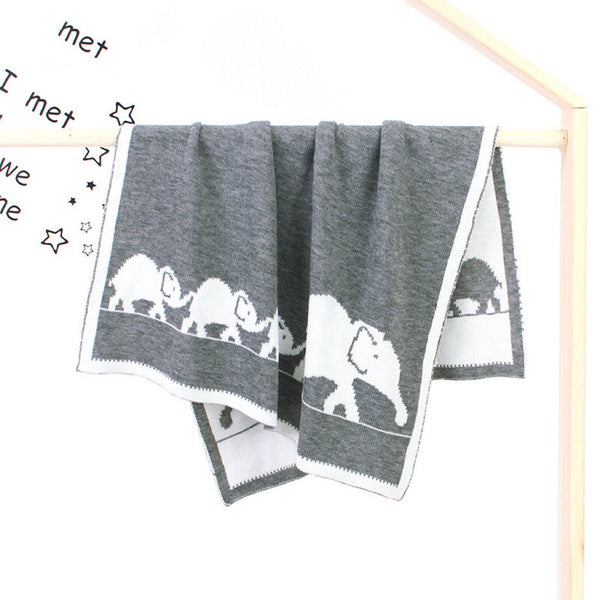 Kids Cartoon Elephant Embroidered Pattern Knittted Blanket