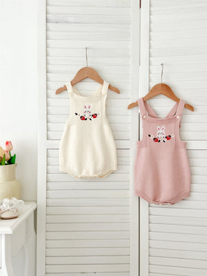 Autumn New Arrival Baby Girls Cute Rabbits Pattern Sleeveless Onesies with Straps