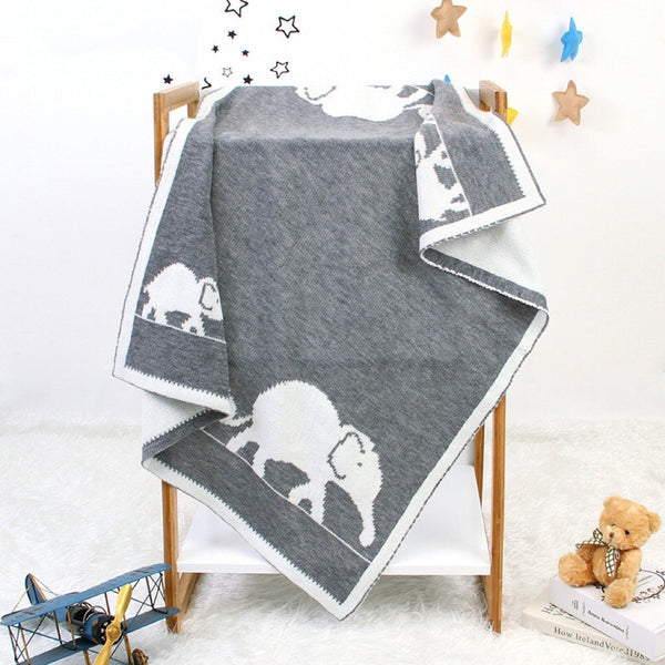 Kids Cartoon Elephant Embroidered Pattern Knittted Blanket