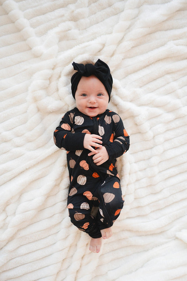 Pumpkins Black (Convertible Zip Footies)