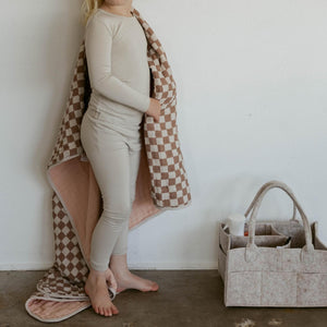 Rosewood Checker Quilt