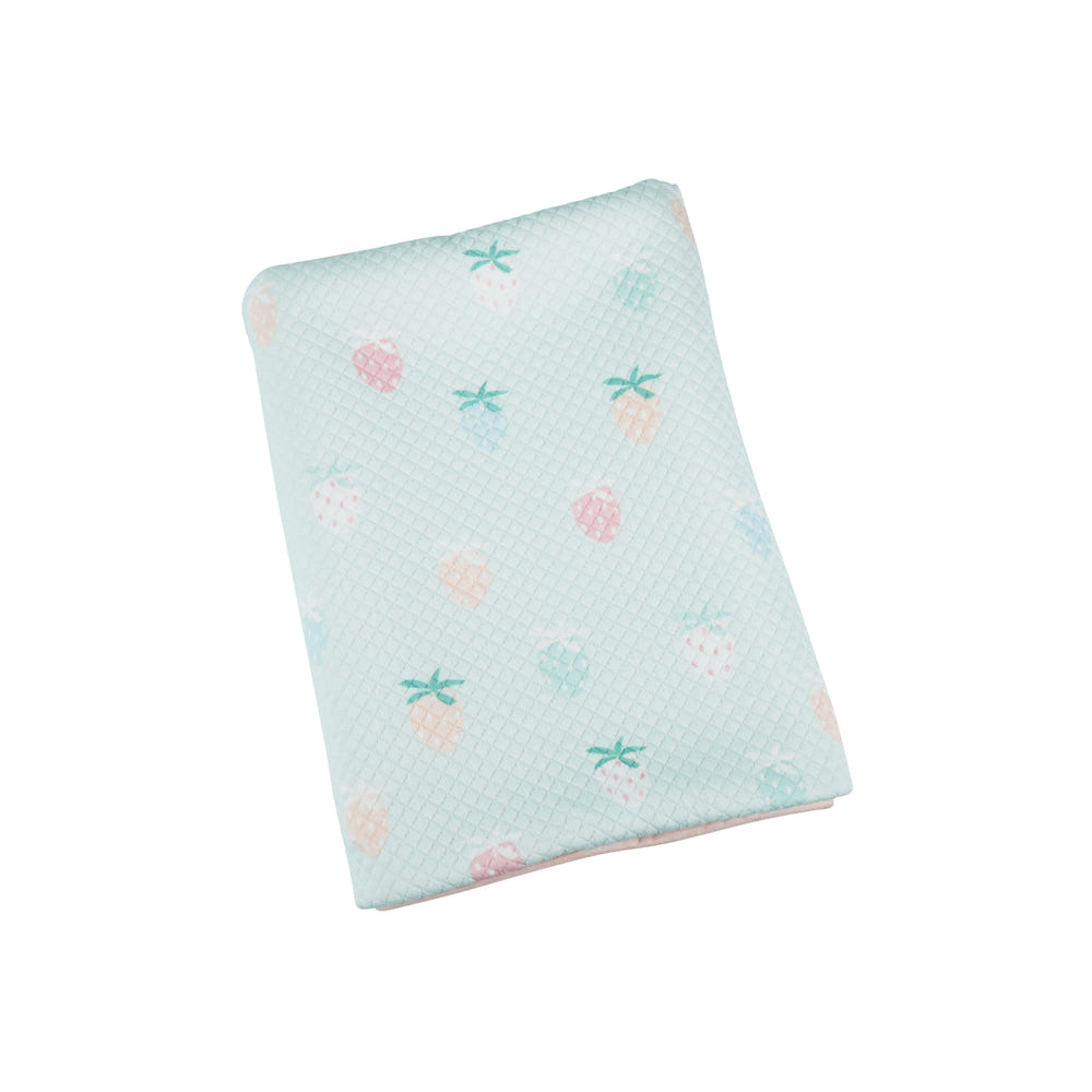 Strawberry pattern knit blanket for babies, soft and cozy, perfect for nurseries and playtime.