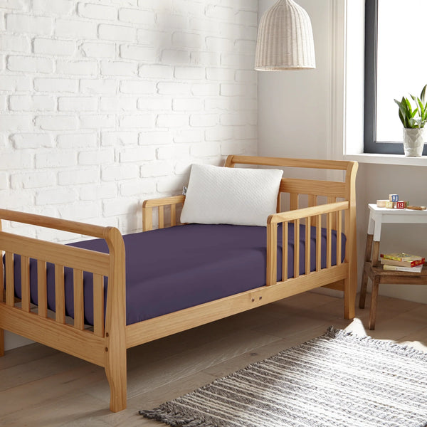 Cooling bamboo crib fitted sheet at angle 23, perfect for a comfortable baby's sleep.