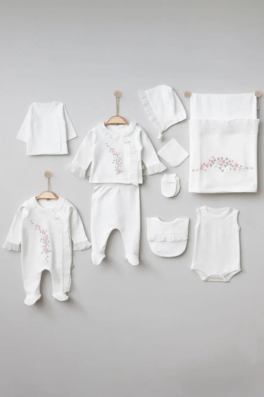 Sandra White Newborn Coming Home Set